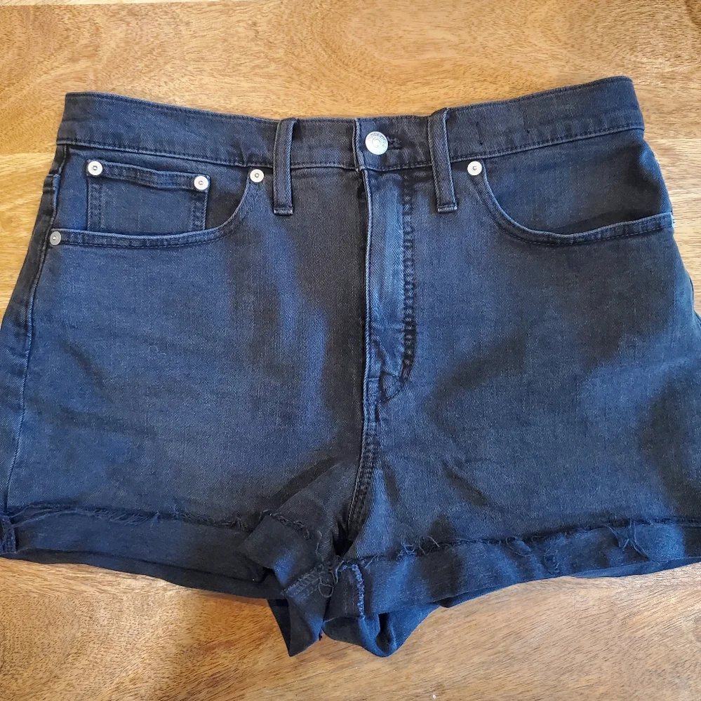 Madewell‎ high rise denim shorts